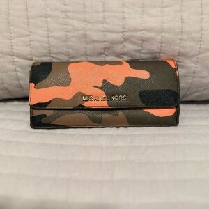 Michael Kors wallet